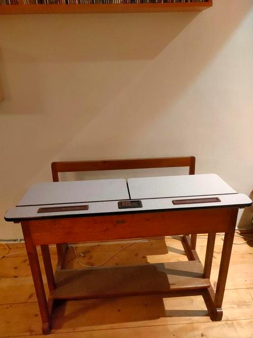 Lessenaar vintage, Kinderen en Baby's, Kinderkamer | Tafels en Stoelen, Gebruikt, Stoel(en), Ophalen