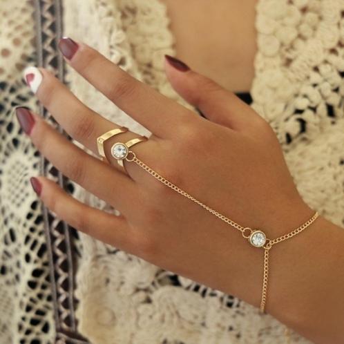 Handsieraad ring met strass, Sieraden, Tassen en Uiterlijk, Ringen, Nieuw, Dame, 17 tot 18, Goud, Met strass, Ophalen of Verzenden