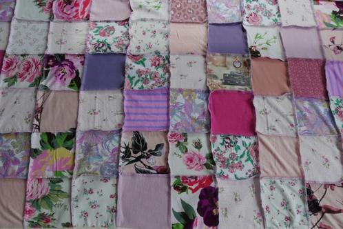 Handgemaakte woondeken / dekentje voor op de bank, Huis en Inrichting, Woonaccessoires | Plaids en Woondekens, Nieuw, Ophalen of Verzenden