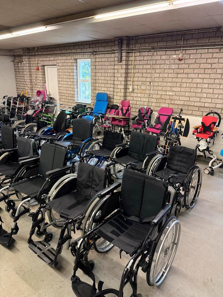 Elektrische Rolstoel, Rollator, scootmobiel, kinderwagen, Diversen, Rolstoelen, Elektrische rolstoel, Ophalen