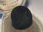 ANTIEK ZILVER BROCHE, ROUWBROCHE VAN KLEDERDRACHT, Sieraden, Tassen en Uiterlijk, Antieke sieraden, Verzenden, Zilver, Broche