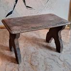 Antiek houten krukje bijzettafeltje geen houtworm, Huis en Inrichting, Ophalen of Verzenden, Hout