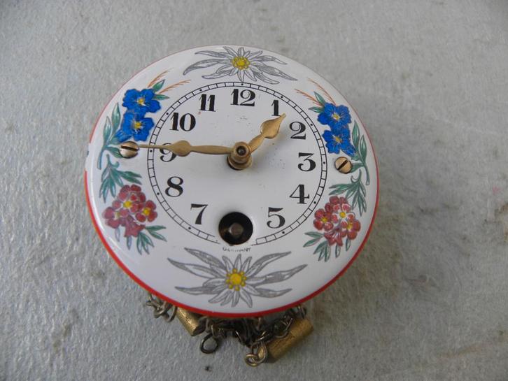 Klein uurwerk met wijzerplaatje 1, Antiek en Kunst, Antiek | Klokken, Ophalen of Verzenden