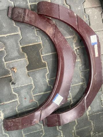 Spatbordranden achter BMW 3 serie E21 beschikbaar voor biedingen