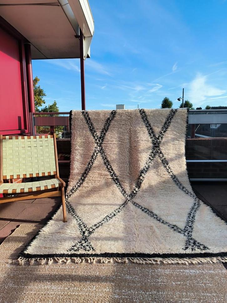 Beni Ourain / Marokkaans Berber / Boujaad / mrirt, Huis en Inrichting, Stoffering | Tapijten en Kleden, Nieuw, 200 cm of meer