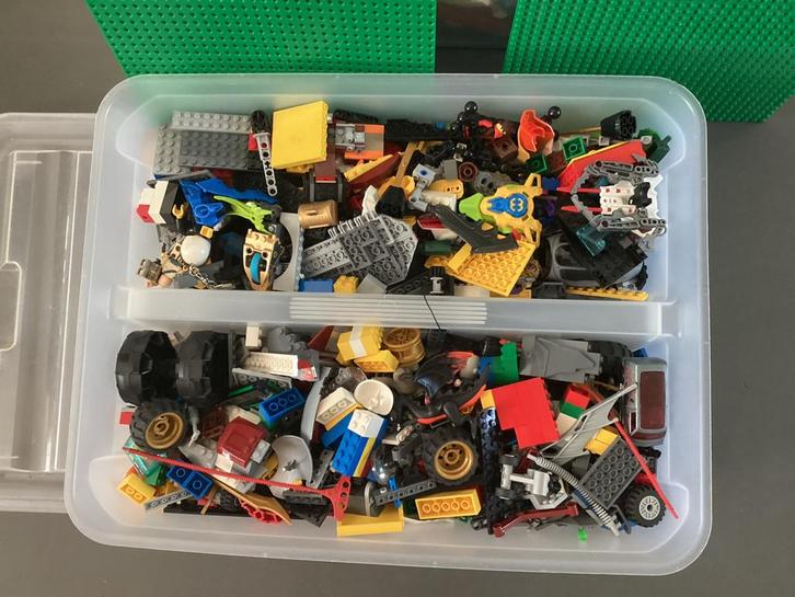 Grote bak LEGO met boekjes, Kinderen en Baby's, Speelgoed | Duplo en Lego, Gebruikt, Lego, Losse stenen, Ophalen