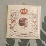 Herdenkingstegel kroning Beatrix, Ophalen of Verzenden, Nieuw, Nederland, Overige typen
