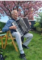 Accordeonist zanger en entertainer, Solo-artiest