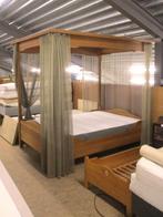 1585 - Hemelbed - 140x200 cm, Ophalen, Gebruikt, Bruin, Tweepersoons