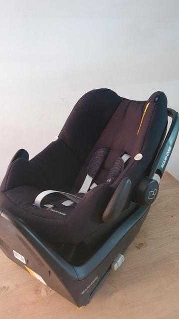 Maxi-Cosi Rock & FamilyFix One i-Size beschikbaar voor biedingen