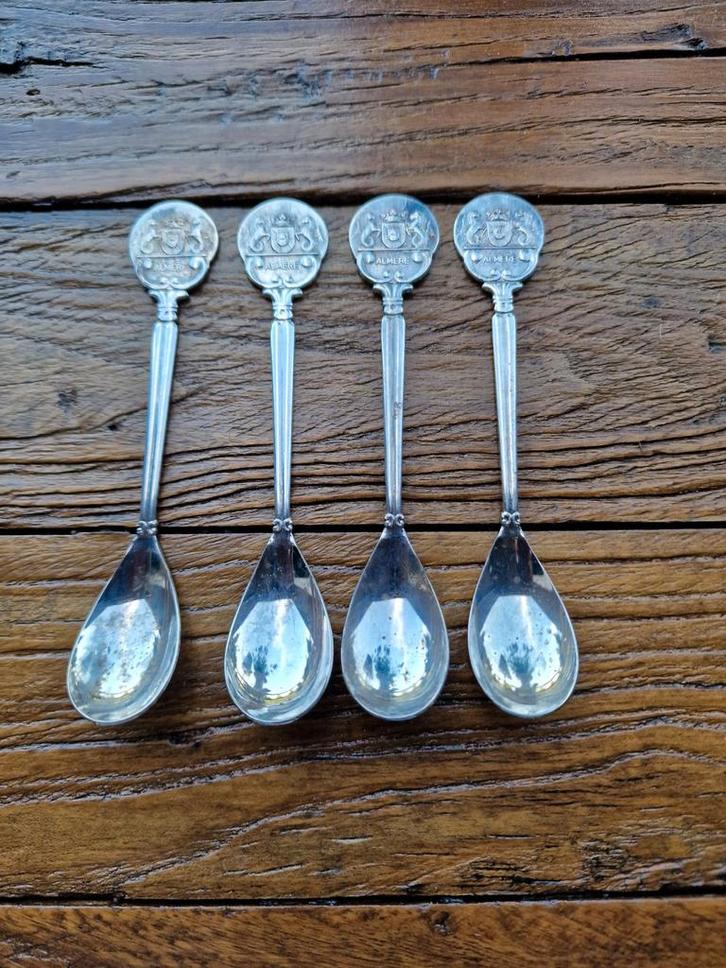 verzilverd zilverwerk gemerkt Almere lepeltjes, Antiek en Kunst, Antiek | Bestek, Ophalen of Verzenden