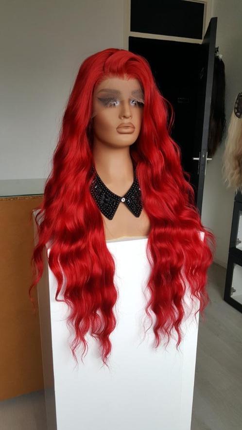 Luxe Lace Pruik: Gemêleerd Rood, Wavy, 80cm Lang, Sieraden, Tassen en Uiterlijk, Uiterlijk | Haarverzorging, Nieuw, Pruik of Haarverlenging
