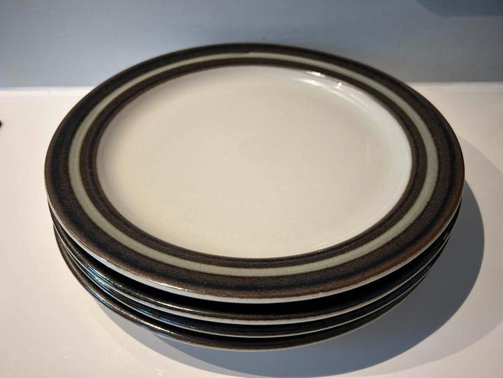 Arabia Finland Karelia 4 dinerborden, Antiek en Kunst, Antiek | Servies los, Ophalen of Verzenden