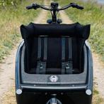 Zwart Studio Vollebak Kussen Urban Arrow Bakfiets, Ophalen, Zo goed als nieuw, 2 kinderen, Overige merken