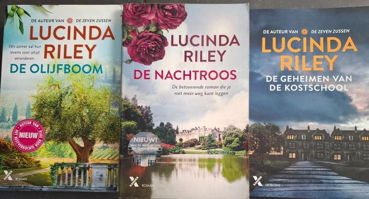 Lucinda Riley:,Olijfboom, Geheimen v.d kostschool, Boeken, Romans, Gelezen, Europa overig, Ophalen of Verzenden