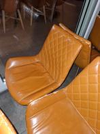 Gratis 8 eettafel stoelen., Huis en Inrichting, Gebruikt, Leer, Ophalen of Verzenden, Minder dan 150 cm