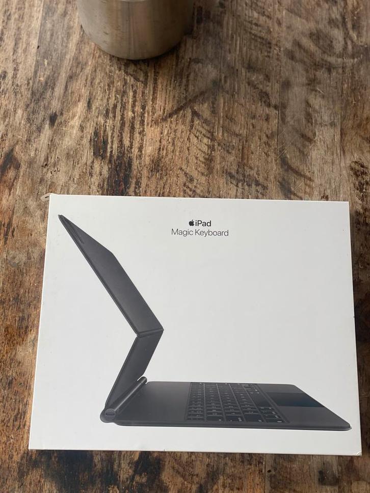 Apple iPad Pro Magic Keyboard - Nieuw in doos nog geseald, Computers en Software, Apple iPads, Nieuw, Apple iPad, Wi-Fi, 13 inch of meer