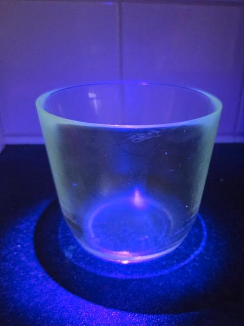 Groen glazen vaas, Antiek en Kunst, Antiek | Glas en Kristal, Ophalen of Verzenden