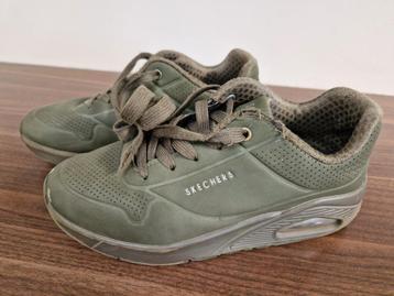 groene SKECHERS, maat 35 beschikbaar voor biedingen