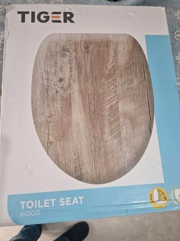 Tiger Houten Toiletbril - Hetta Bruin ik heb 2 kleuren soft  beschikbaar voor biedingen