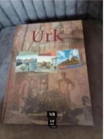 Urk in de twintigste eeuw M Bogerd beschikbaar voor biedingen