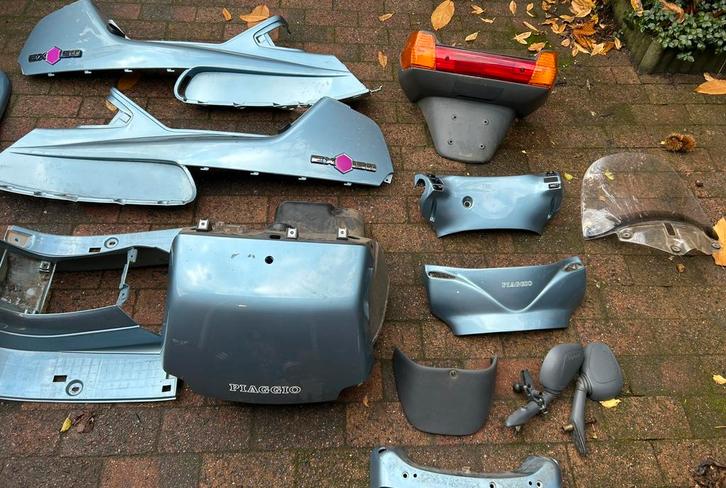 piaggio hexagon kappen set  (Onderdelen) 125cc 150cc 180cc, Motoren, Tuning en Styling, Ophalen of Verzenden