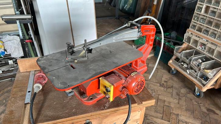 Figuurzaagmachine Hegner Polycut 3. Krachtstroom, Doe-het-zelf en Verbouw, Gereedschap | Zaagmachines, Zo goed als nieuw, Figuurzaag