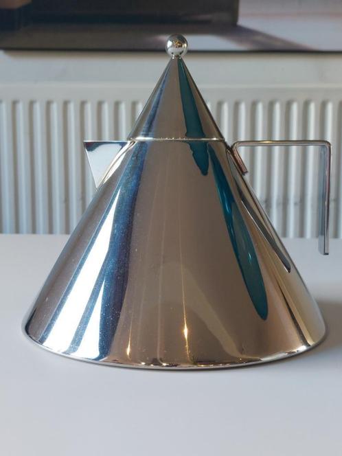 Alessi Il Conico ketel Rossi, Huis en Inrichting, Keuken | Keukenbenodigdheden, Nieuw, Ophalen of Verzenden