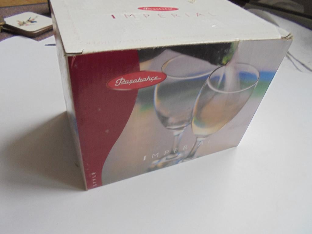 Merk Imperial Pasahahce wine glasses NEW (VK-18), Verzamelen, Glas en Borrelglaasjes, Ophalen, Nieuw, Overige typen