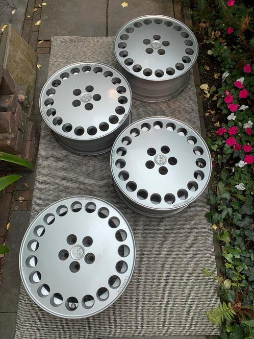 Alfa 75 3.0 Milano Benzoni & BWA velgen 6x15 161242801003, Auto-onderdelen, Banden en Velgen, Velg(en), Zomerbanden, 15 inch, Personenwagen