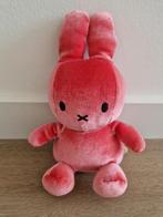 Knuffel Nijntje Miffy roze rood konijn 22 cm K8343, Ophalen of Verzenden, Zo goed als nieuw, Konijn