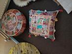 Prachtige vintage  poef met kussen, Minder dan 50 cm, Rond, Minder dan 50 cm, Ophalen of Verzenden