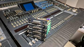 SET 2x Yamaha DM2000 mengpaneel 3x Yamaha Ad824 converter beschikbaar voor biedingen