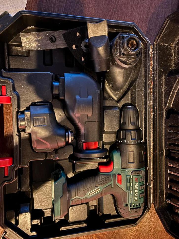 GRATIS Parkside Accutool met Accessoires (Zonder Accu), Doe-het-zelf en Verbouw, Gereedschap | Boormachines, Gebruikt, Boor- en Schroefmachine