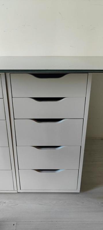 Ikea Bureau met Stoel - afbeelding 4