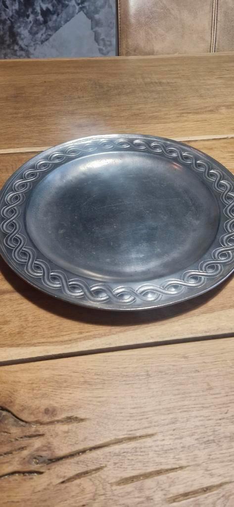 Tinnen schaal 1920 - 1950, Huis en Inrichting, Woonaccessoires | Schalen en Manden, Gebruikt, Rond, Ophalen of Verzenden