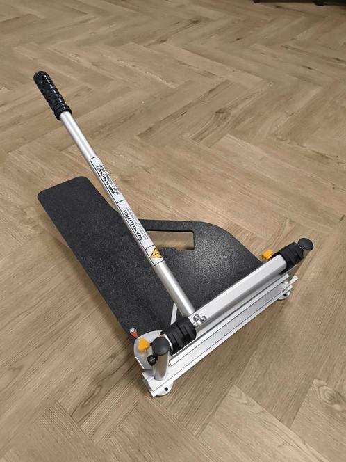 Laminaatknipper | Te huur 10 euro per dag |, Doe-het-zelf en Verbouw, Gereedschap | Handgereedschap, Zo goed als nieuw, Ophalen