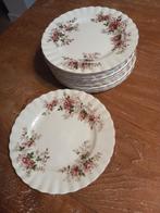 Royal Albert Lavender Rose Gebaksbordjes (12), Huis en Inrichting, Keuken | Servies, Ophalen of Verzenden, Zo goed als nieuw, Bord(en)
