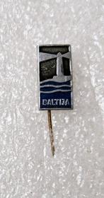 leuke volmetaal speld Baltija met vuurtoren, Verzamelen, Speldjes, Pins en Buttons, Ophalen of Verzenden, Gebruikt, Speldje of Pin