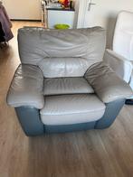 Gratis leren fauteuil elektrisch met usb aansluiting, Huis en Inrichting, Fauteuils, Ophalen, Zo goed als nieuw, 75 tot 100 cm