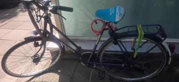 fiets beschikbaar voor biedingen