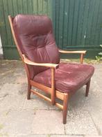 Vintage Scandinavische fauteuil Bordeaux rood armstoel, Huis en Inrichting, Fauteuils, Ophalen, Gebruikt, 50 tot 75 cm, Hout