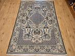 Handgeknoopt perzisch tapijt ghom met zijde 217x145, Info@SlatsAntiek.nl, Crème, 100 tot 150 cm, Perzisch
