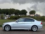 BMW 3-serie 318i Luxury Line ECC Audio/CD Leder/Stof B-Xenon, Achterwielaandrijving, Zwart, Leder en Stof, Bedrijf