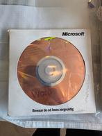 Microsoft Word 2002 + Microsoft Works 8, Computers en Software, Besturingssoftware, Ophalen of Verzenden, Zo goed als nieuw