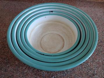 Nestschalen set(5 st.),emaille,  uit jaren 50 beschikbaar voor biedingen