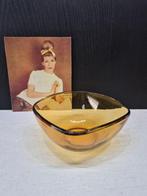 Vereco Frankrijk amberkleurig glazen schaaltje, Antiek en Kunst, Antiek | Glas en Kristal, Ophalen of Verzenden