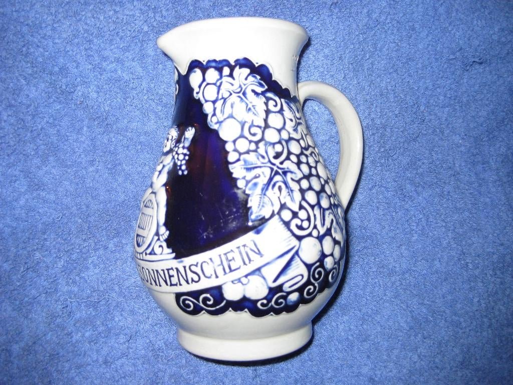 WIjnkruik van aardewerk met engel, Overige typen, Ophalen of Verzenden, Zo goed als nieuw, Overige stijlen