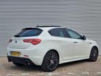 Alfa Romeo Giulietta 1.7 TBi Quadrifoglio Verde | Nieuw Binn, Auto's, Voorwielaandrijving, Gebruikt, 4 cilinders, 234 pk