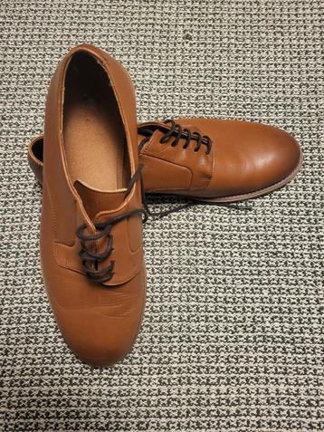 Hele nette schoenen te koop weinig gedragen maat 45 beschikbaar voor biedingen